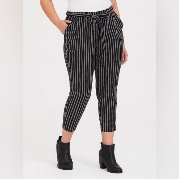 Torrid Black and White Stripe Challis Tie Front Pant Missing Belt Size 2x​ - Picture 1 of 13
